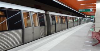 Ministrul Transporturilor acuză că la Metrorex au crescut cheltuielile cu personalul