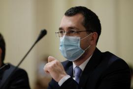 Vlad Voiculescu, revoltat de decizia în dosarul „10 august”: Îmi vine să mă iau cu mâinile de cap