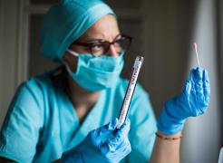 Bilanț coronavirus în România, 6 martie. 69 de persoane au murit, în ultimele 24 de ore, peste o mie de pacienţi internaţi la ATI