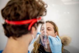 Consiliul Concurenţei: Care este preţul mediu al unui test PCR