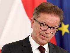 Ministrul austriac al Sănătății își dă demisia, epuizat de pandemie