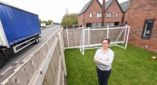 Au dat 350.000 de lire sterline pentru casa visurilor lor, dar soţii din Anglia aveau să-şi dea seama că au comis o greşeală uriaşă