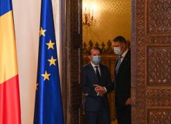 Președintele Klaus Iohannis alături de premierul Florin Cîțu