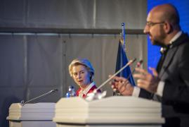 Ursula von der Leyen și Charles Michel
