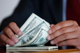 Fraudă de 32 milioane de dolari la telefon. O bunicuță de 90 de ani din Hong Kong a căzut victimă