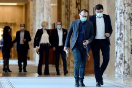 Klaus Iohannis, despre Costel Alexe și Mihai Chirica: "Ar fi cazul să reacţioneze PNL public. O să am o discuţie"