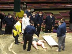 Luptătorul de sumo Mitsuki Amano a murit, la 28 de ani. Hibikiryu a fost aruncat în cap de adversarul său