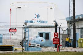 SUA acționează în “regim de urgență” pentru a restabili funcționarea celei mai mari conducte de combustibil din țară. Cine sunt hackerii Darkside, suspecți de atac