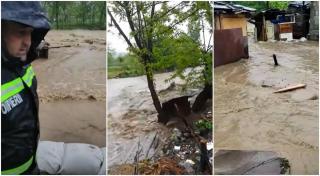 O familie cu patru copii din Bihor, evacuată din calea apelor