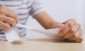 Povestea unui bărbat care a refuzat să fie naş pentru copilul celui mai bun prieten din cauza unei liste cu dorinţe bizare