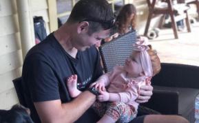 Dayle a urmat numeroase tratamente pentru a-și salva viața