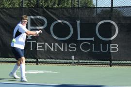 Gail Falkenberg are şapte victorii şi 86 de înfrângeri în circuitul profesionist