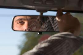 O tânără a înregistrat momentul terifiant în care un șofer Uber insistă să meargă cu el acasă, deși este refuzat în mod repetat, în Australia