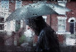 Informare meteo: Instabilitate atmosferică şi cantităţi de apă însemnate, în cea mai mare parte a ţării, până miercuri seară. Ploi vor fi şi în Bucureşti