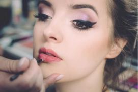 (P) YouTube - 3 tehnici de make-up pentru acoperirea perfectă