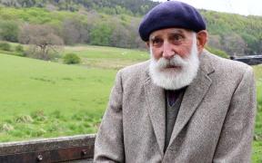 John Butler, bătrânul de 84 de ani cu milioane de vizualizări pe YouTube