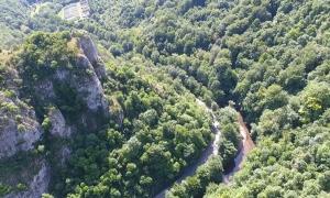 Imagini filmate cu drona în Parcul Național Cheile Nerei – Beușnița