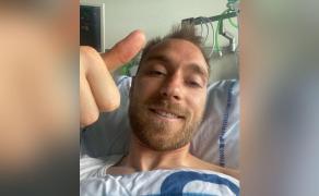 Christian Eriksen, aflat pe patul de spital, arată semnul OK