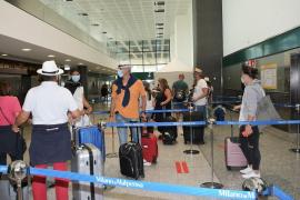 Italia impune carantinarea celor care vin din Marea Britanie, dar ridică restricţiile pentru SUA, Canada, Japonia şi statele UE