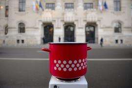 Nicuşor Dan dă vina pe ELCEN pentru lipsa apei calde în București: ”A decis să intre în revizie simultan cu două centrale”