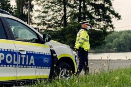 Un meci de fotbal din judeţul Timiş, suspendat după ce a fost spartă cutia milei. Echipa gazdă riscă să piardă la "masa verde"