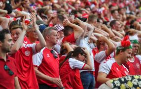 Trei suporteri s-au infectat cu varianta Delta a Covid-19 la meciul Danemarca – Belgia din grupele EURO 2020