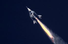 Încă un miliardar a obținut acordul de a transporta oameni în spațiu. 600 de persoane și-au rezervat, deja, un bilet pentru zboruri viitoare