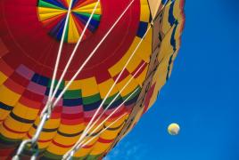 Patru persoane au murit şi una a fost rănită, după un accident al unui balon cu aer cald, în New Mexico