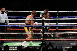 Meciul dintre Floyd Mayweather şi Logan Paul a provocat reacţii negative