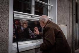 SUA au aprobat un medicament controversat pentru Alzheimer, primul din ultimii 20 de ani. Medicii au păreri divizate