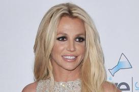 Cererea cântăreţei Britney Spears de a-l înlătura pe tatăl ei din rolul de co-tutore, respinsă de un judecător