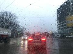 Vremea 16 iulie. Se întorc ploile în jumătate de țară, caniculă în rest