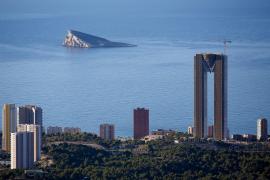 GALERIE FOTO | Cea mai înaltă clădire rezidenţială din Uniunea Europeană a fost inaugurată la 15 ani de la începerea construcţiei