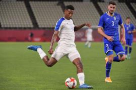 România (în albastru) nu străluceşte în meciul cu Honduras