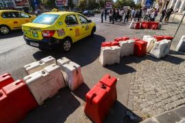 Un taximetrist face o cursă ca în NFS pe străzile din Bucureşti: "Mai postează, frate, că eşti talent de om la volan" - VIDEO