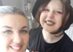 O mamă şi-a găsit fiica de 11 ani moartă în camera ei. Femeia îndurerată a mărturisit care au fost ultimele cuvinte ale fetei înainte de a muri