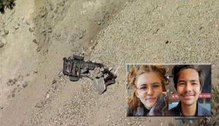 Doi tineri de 19 ani disparuti in SUA. Mașina lor a fost găsită prăbușită într-o râpă, cu două cadavre la interior