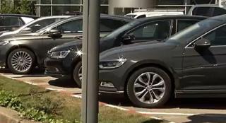 "Electricele" sunt viitorul. Comisia Europeană vrea ca până în 2035, maşinile diesel şi cele pe benzină să devină piese de muzeu