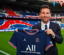 Messi va avea parte de o prezentare specială la Paris: PSG a închiriat Turnul Eiffel. Tricourile cu numărul 30 s-au vândut în doar 20 de minute
