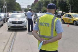 Şofer de TIR din Moldova, prins cu PET-ul de bere la volan în Iaşi. Omul le-a spus poliţiştilor că a băut ca să-şi facă curaj pentru curbe
