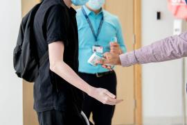 Arafat: Sunt persoane care îndrăznesc să prezinte documente false la intrarea în țară