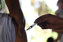 Un brazilian s-a vaccinat împotriva Covid de cinci ori, cu seruri diferite, într-un interval de 10 săptămâni
