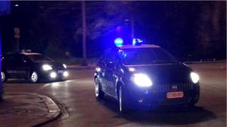 Carabinierii au intervenit prompt pentru a-l reţine pe românul recalcitrant