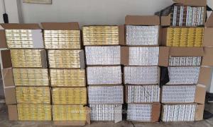 Pachetele cu ţigări de contrabandă au fost confiscate