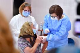 Câți români au fost depistați cu Covid-19 după vaccinare