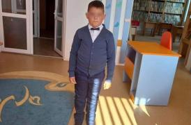 Un copil de şapte ani din Botoşani a murit în spital, după ce s-a simţit rău şi nu a mai ajuns la şcoală. "Iubirea lui mama ai plecat atât de repede la îngeri"