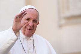 Papa Francisc spune că după operaţia la colon unele voci discutau despre alegerea succesorului