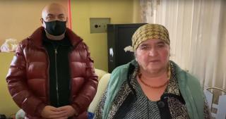 Leo de la Strehaia şi mama lui, Patroana