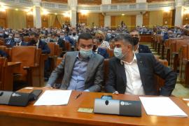 PSD s-ar fi răzgândit şi parlamentarii social-democraţi vor fi în Plen, când ar putea fi citită moţiunea de cenzură
