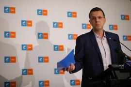 Ionuţ Moşteanu: Astăzi am asistat la actul de naştere al USL 2. Ciolacu îl ţine pe Cîțu pe perfuzii politice la Palatul Victoria